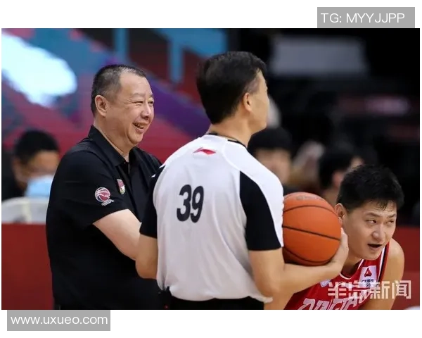 青岛与辽宁激战全场精彩录像回顾与赛后分析